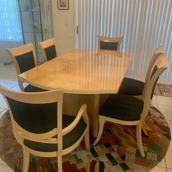 Italian Mahogany Dining Table with Leaf and 6 Chairs