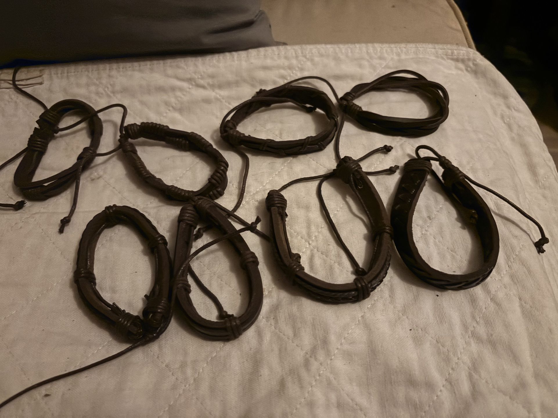 8 Mens Or Women’s Leather Bracelets
