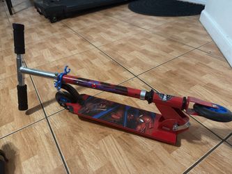 Spider-Man Kids Kick Scooter