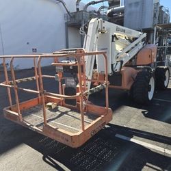 45 Foot Articulating Lift