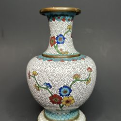Chinese cloisonne vase  13cm