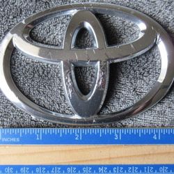 Toyota Emblem 
