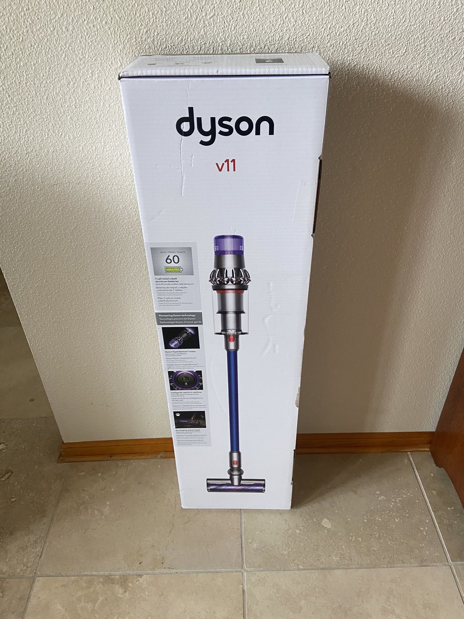 New Dyson V11 Cordless Vacuum Cleaner