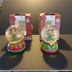 Disney Christmas Mickey & Minnie musical snowglobes