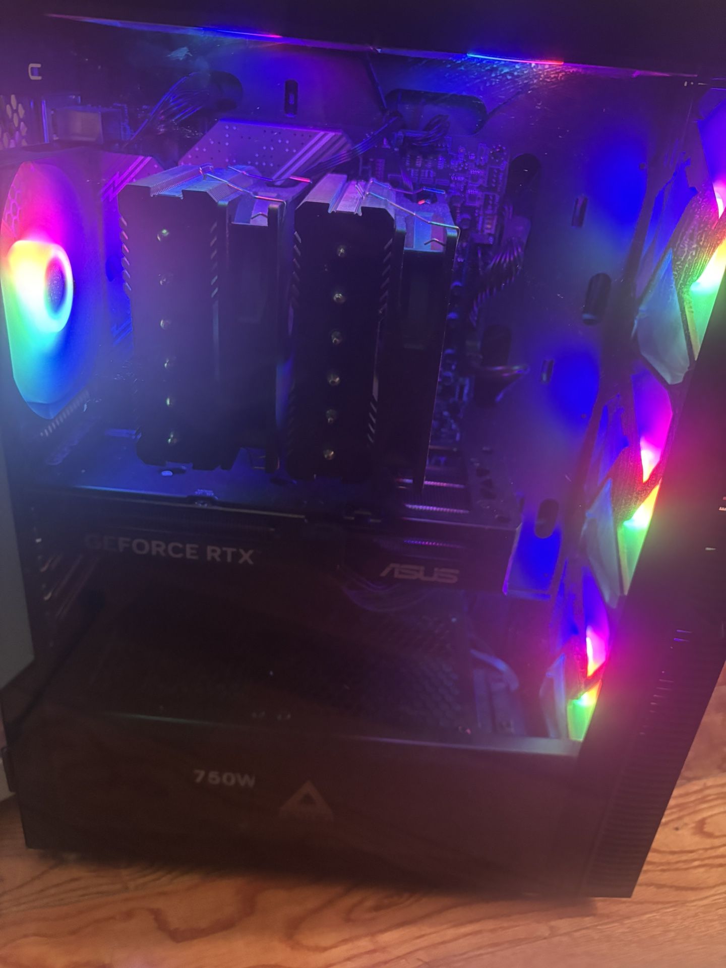 High-End Gaming PC Setup – i7 13900 + RT4070 Super + 240Hz Monitor 4K