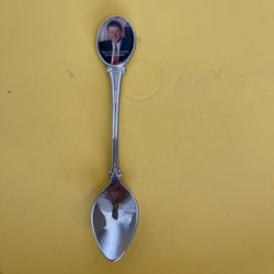 Vintage Souvenir Spoon US Collectible. Bill Clinton 42nd President