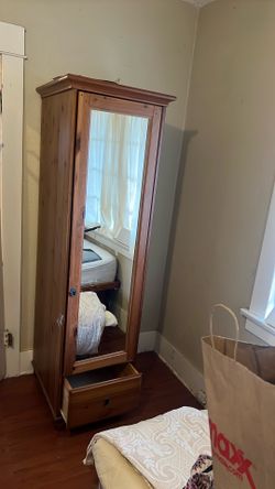 Drawer With Mirror