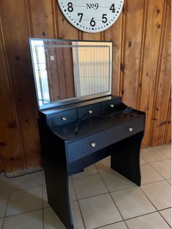 Vanity mirror new