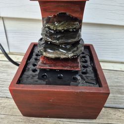 Table Top Water Fountain, New( Open Box), Dementions In The Picture, Works Great!
