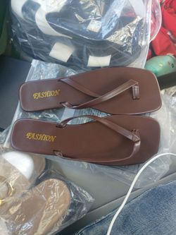 Women's shoes