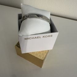 Michael Kors  Bracelet ( Woman)
