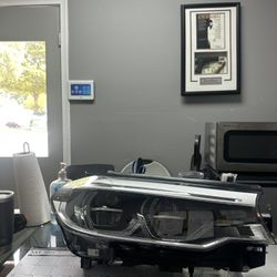 BMW M5 540i 530i ORIGINAL RIGHT PASSENGER ADAPTIVE LED HEADLIGHT COMPLETE ASSEMBLY 2018-2021
