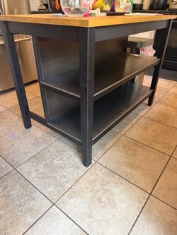 Kitchen island table