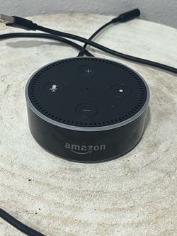 Amazon Echo Dot 2nd Gen Black Smart Speaker Model RS03QR Alexa Voice Assistant