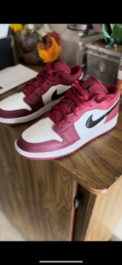 Jordan 1 Nobel Red