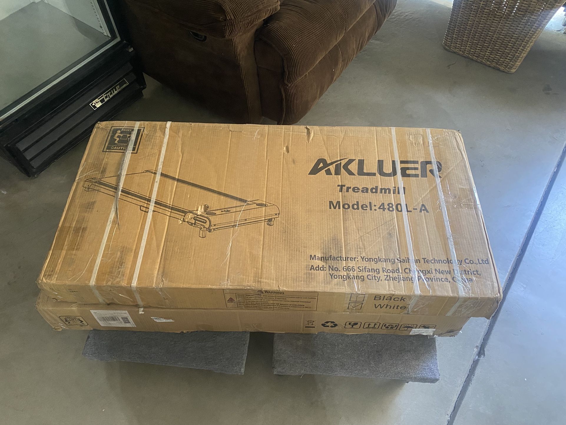 Akluer Treadmill With Incline And Remote Control New