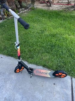 Scooter Razor