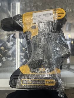 DEWALT DCD771 Drill with Battery and Charger