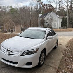 2011 Toyota Camry LE 