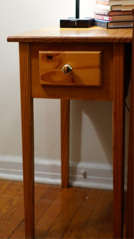 Solid Wood Nightstand / End Table with Drawer