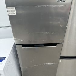 Fridge Brand Magic Chef 24 Inch Used We Warranty On Sell !!