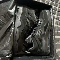 Jordan 4 Black Cats Size 12