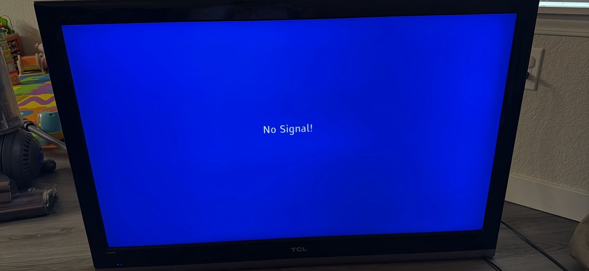 TCL TV