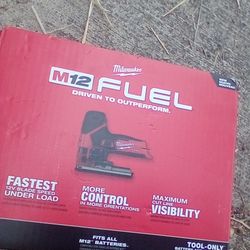 Milwaukee M12 Fuel Jig Saw 