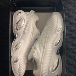 Nocta Glides (Drake)