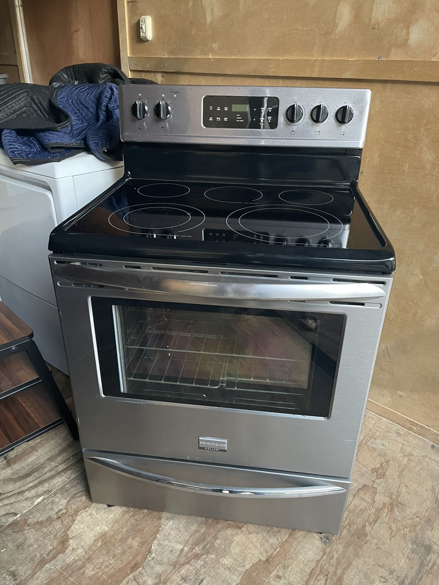 Frigidaire Stainless Steel Stove 