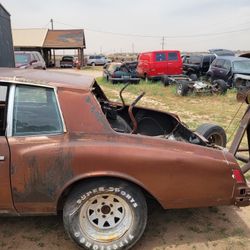 Parts Car 78-79  80Monte Carlo