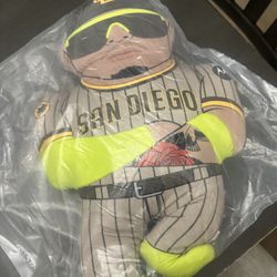 Machado Plush