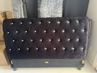 Queen Bed with mattress