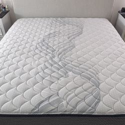 Gently Used Serta Cal King Mattress 