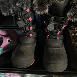 Girls Snow boots 