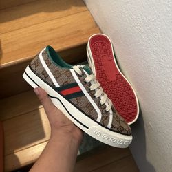 Gucci Shoe 