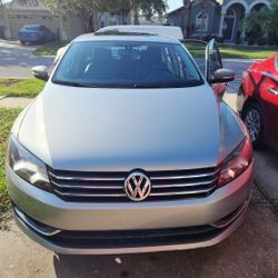2014 Volkswagen Passat