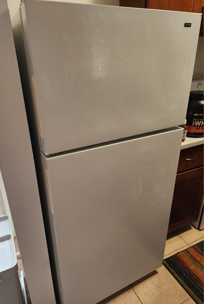 Hotpoint Refrigerator White
