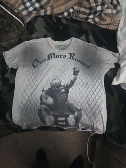 Vintage One More Round brand  xl shirt