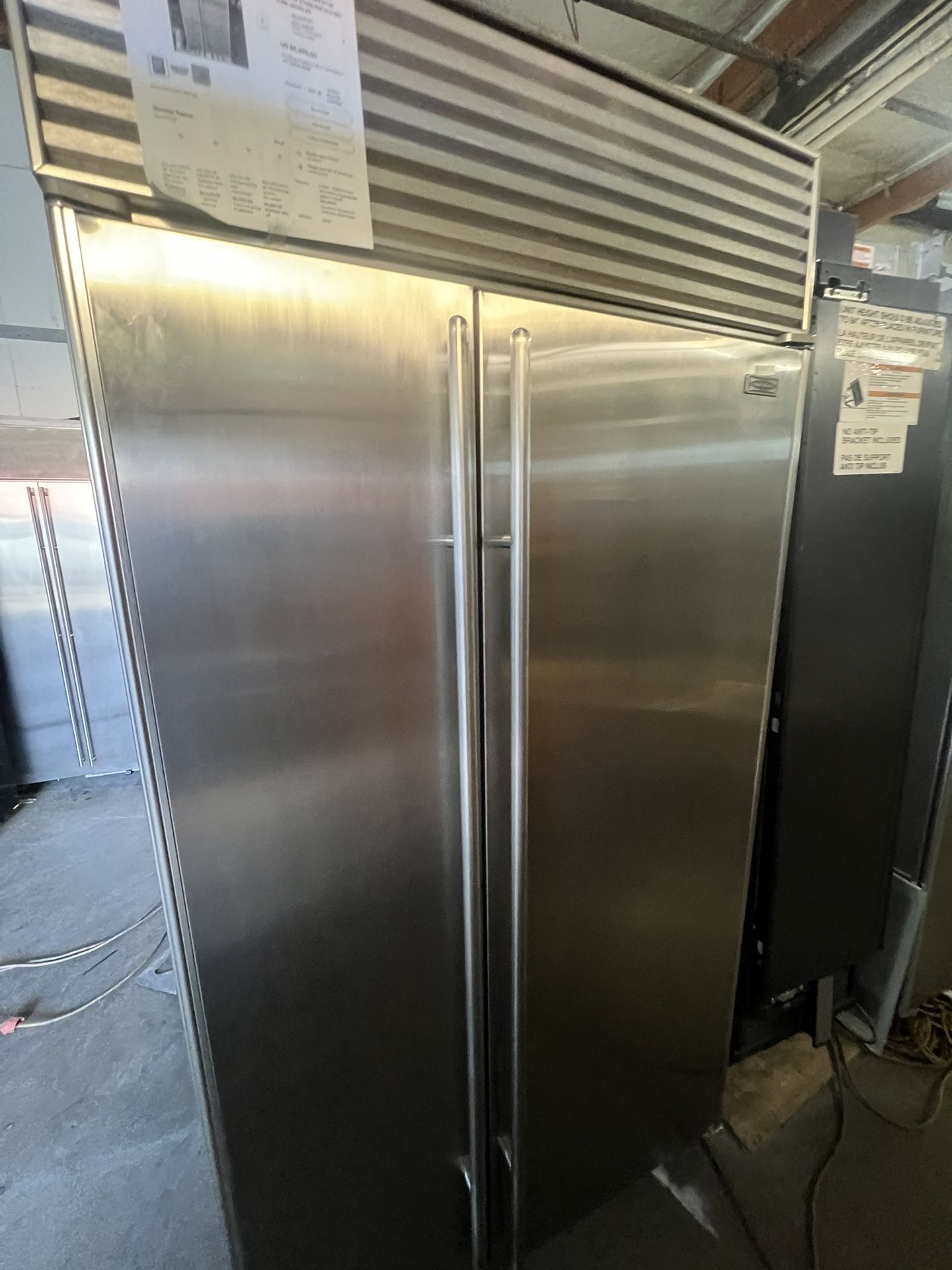 Subzero 42” Built In Refrigerator 2yr Warranty