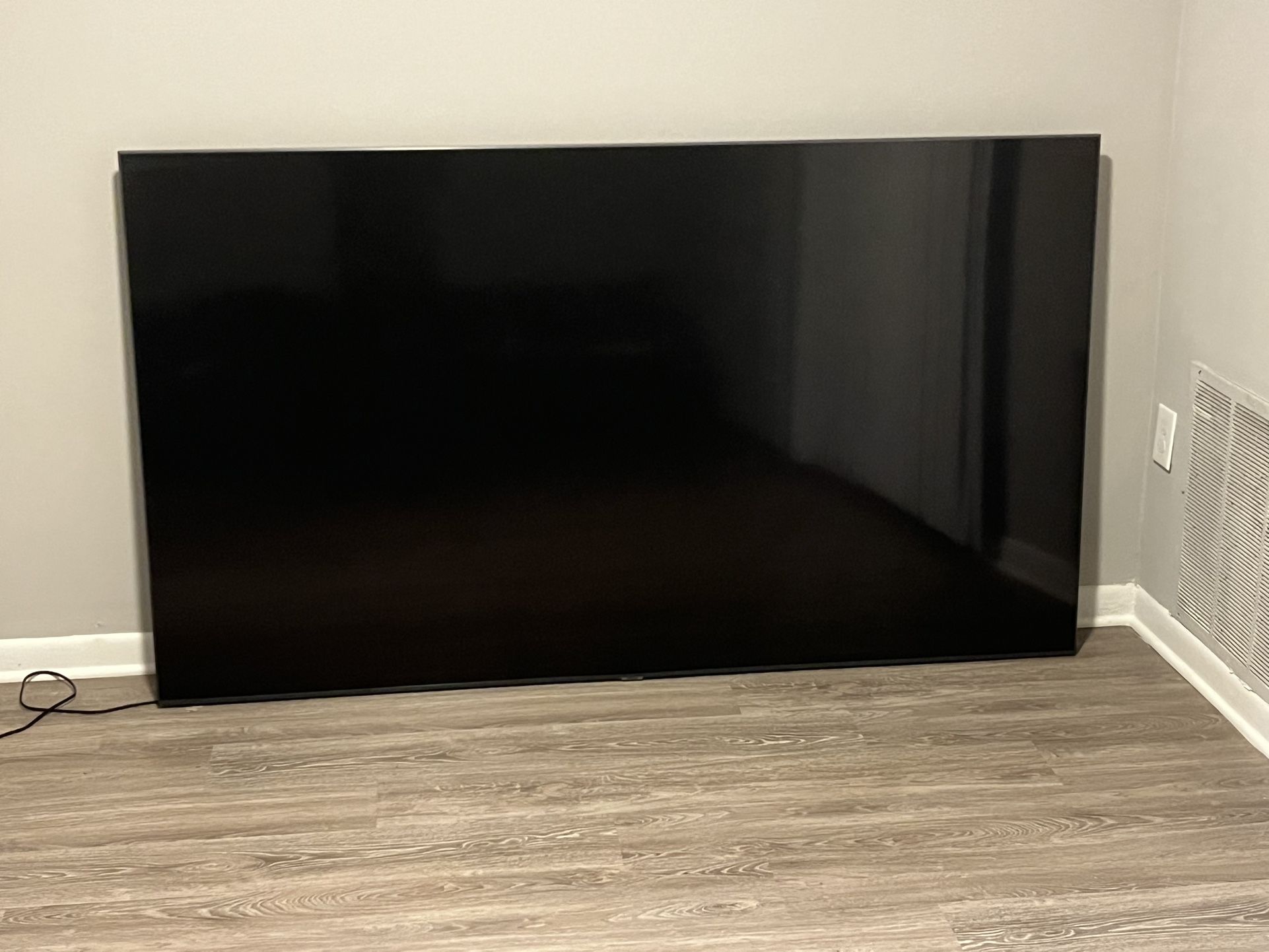 85in Tv