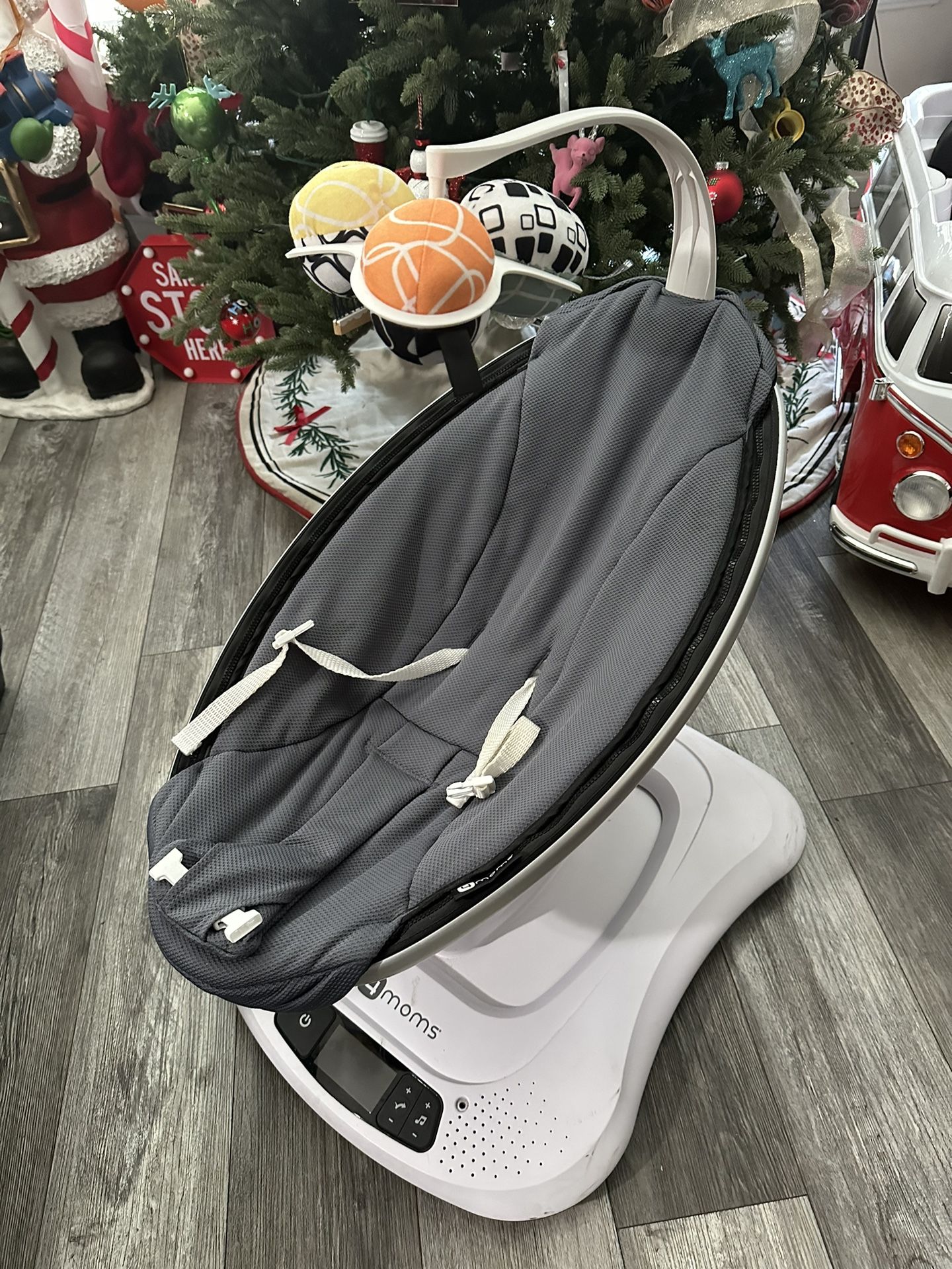 mamaRoo multi-motion baby swing – with strap fastener Dark Gray