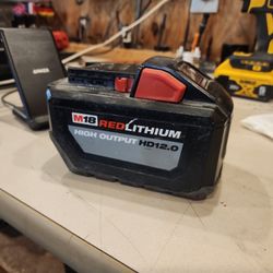 Milwaukee 12 Ah High Output Red Lithium Battery 