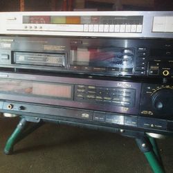 Vintage Pioneer Stack - CLD-3030 LaserDisc, PD-M60 CD Changer, F-70 Tuner (Tested & Working w/ Remotes!)