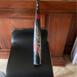 Marruci Cat 8 Drop -3 BBCOR 2 5/8 Bat