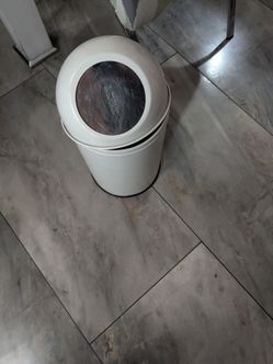 Trash metallic basket 12" tall plus top