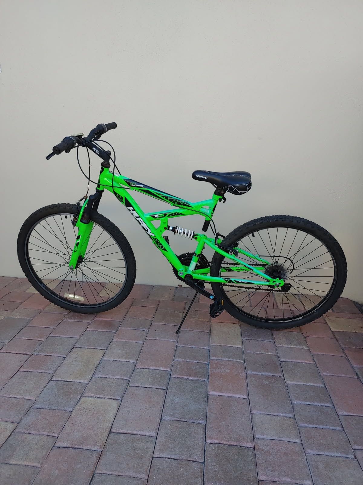 Preowned Bicycle Huffy green bike 26 inch ready to ride