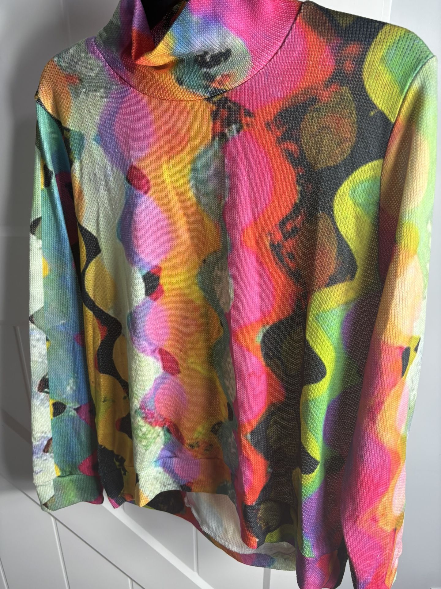 Women’s Multi Color Geometric Design Crew Neck Sweat Top Size L
