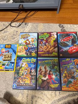 8 dvds very good movies all working