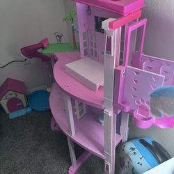 Barbie dollhouse